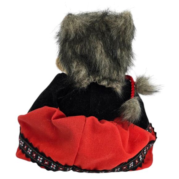 Teenie Friends Karin‎ Norway Doll of the World Authentic Costume Collectible 7" - Picture 4 of 6